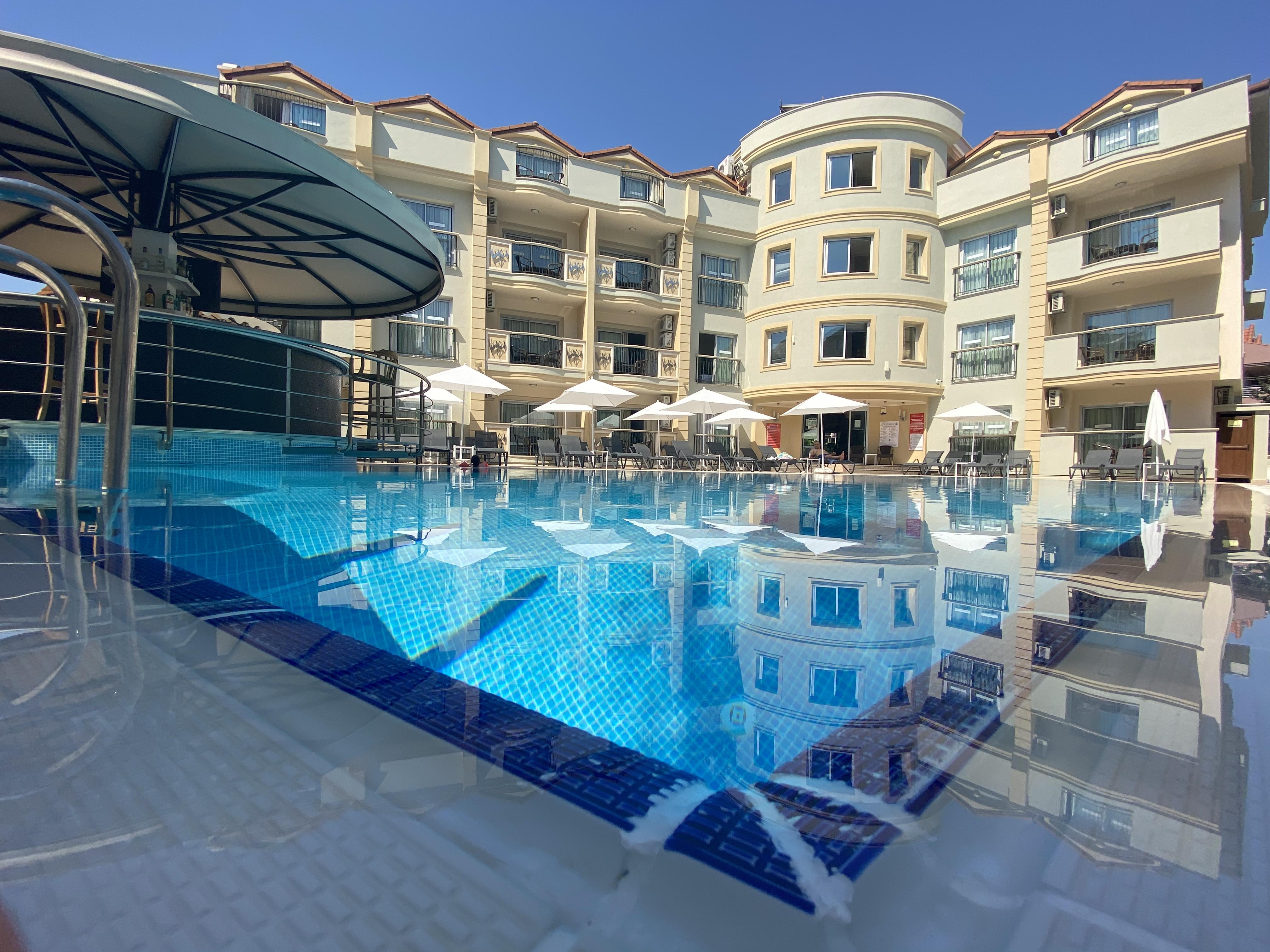 Club Karakas Apart Otel Мармарис Екстериор снимка