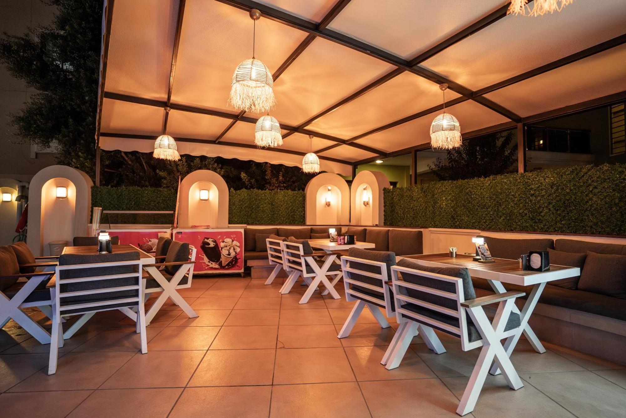 Club Karakas Apart Otel Мармарис Екстериор снимка