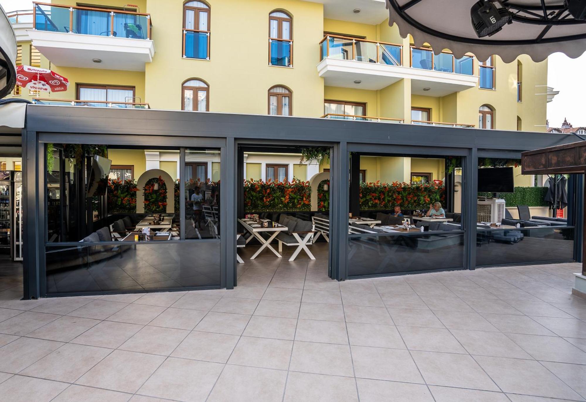 Club Karakas Apart Otel Мармарис Екстериор снимка